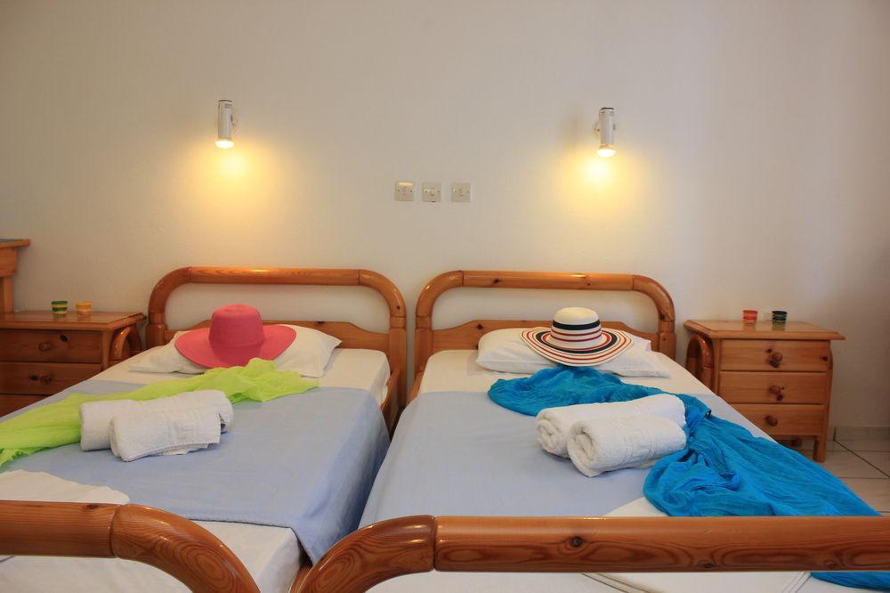 Zacharakis Aparthotel Kamari (Santorini)